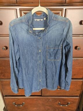 Soft Surroundings, Denim Button-Up Shirt, Sz. M